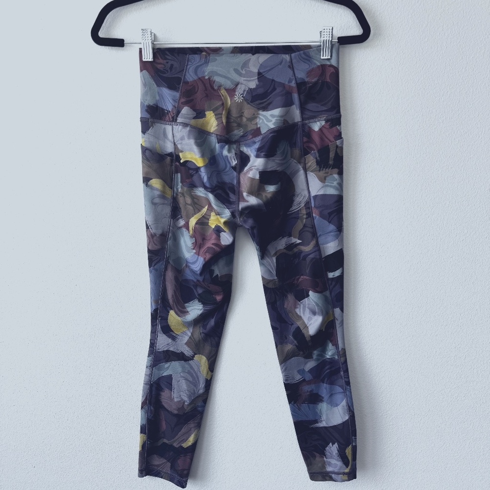 Athleta Salutation Stash Pocket 7/8 lenght tights